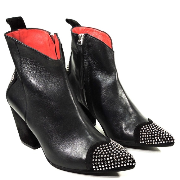 GIO+ 🇮🇹 BLACK LEATHER HEELED BOOTIE - Picture 2 of 10